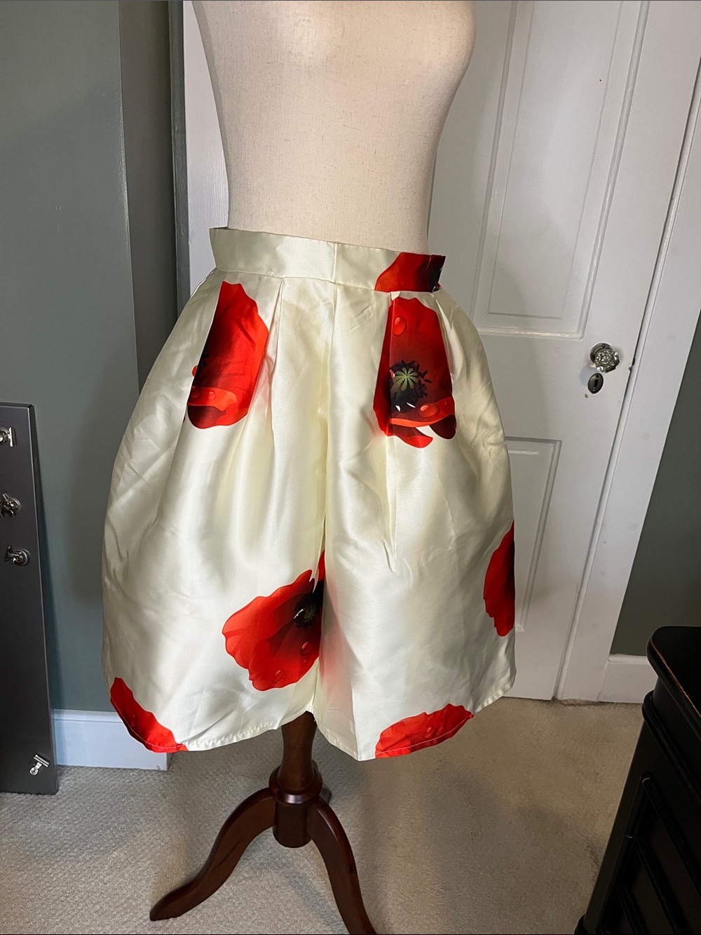 Chicwish Ivory A-Line Skirt with Red Poppy Print-runs very small